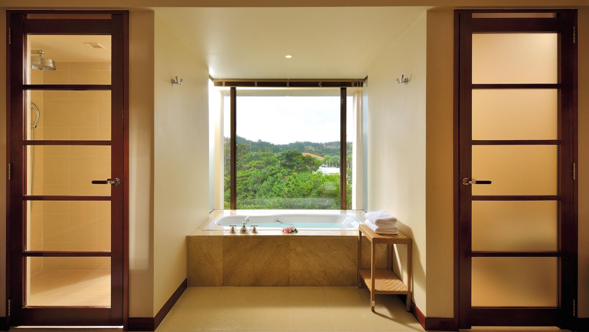 Hotel The Atta Terrace Club Towers (Adults Only) Onna Esterno foto