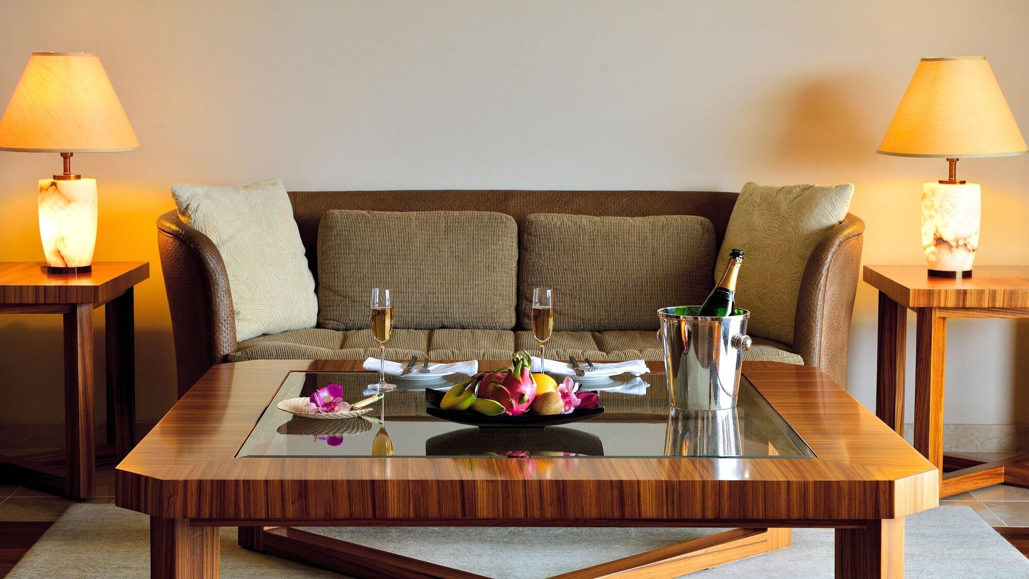 Hotel The Atta Terrace Club Towers (Adults Only) Onna Esterno foto