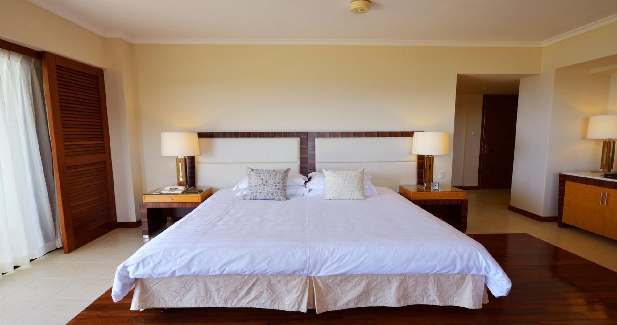 Hotel The Atta Terrace Club Towers (Adults Only) Onna Esterno foto